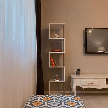 Hotspot Apartments - City Center Prishtinë Exterior photo