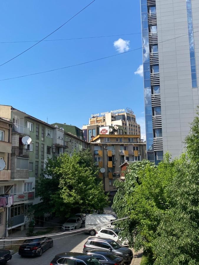 Hotspot Apartments - City Center Prishtinë Exterior photo